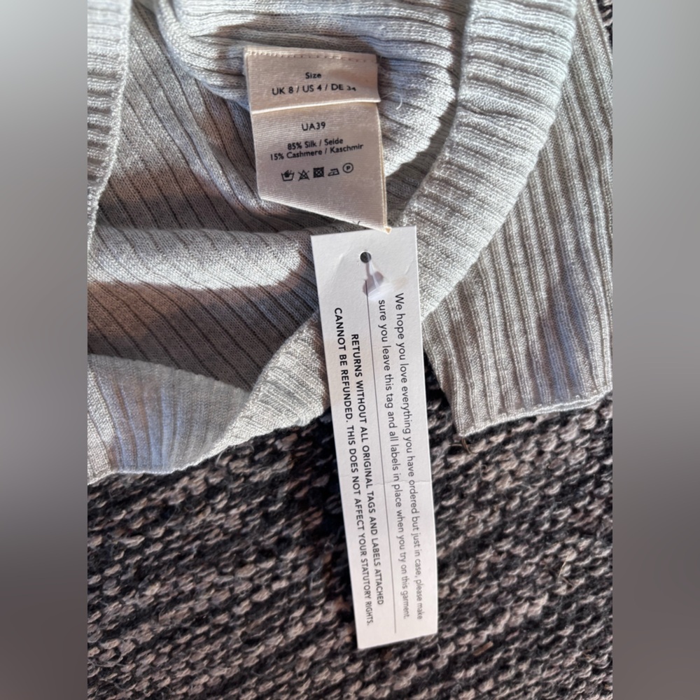 Poetry Light Gray Ribbed Knit Top - Picture 4 of 6